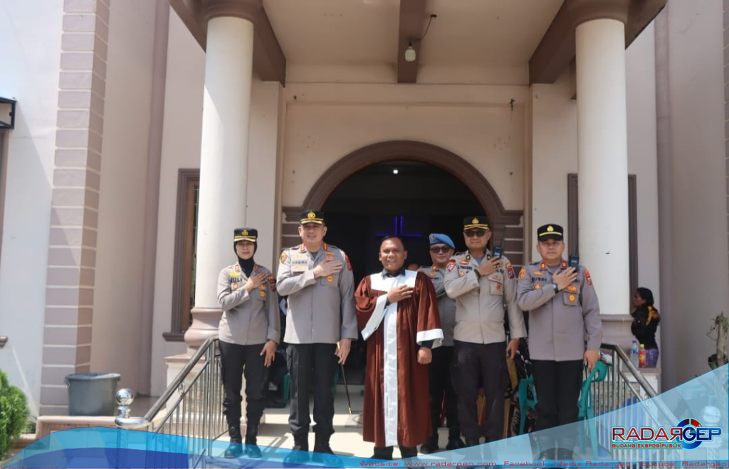 Kapolresta Deli Serdang Tinjau Langsung Pengamanan dan pelaksanaan Ibadah Jumat Agung Hari Wafatnya Yesus Kristus